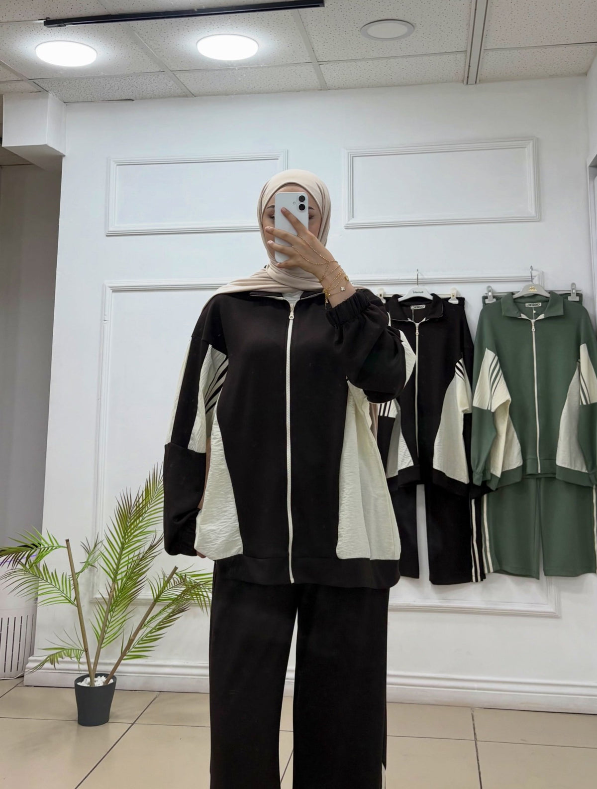Kolları Çizgili Spor Takım - Cadde Butik