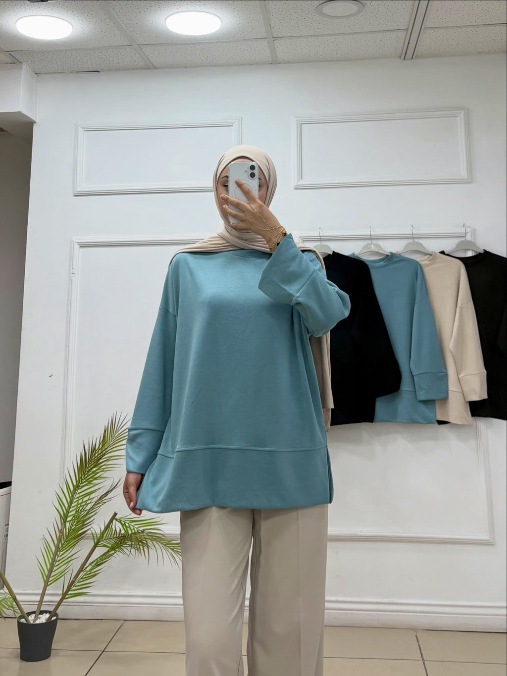 Altı Fırfırlı Kolu Yırtmaçlı Oyşo Sweat - Cadde Butik