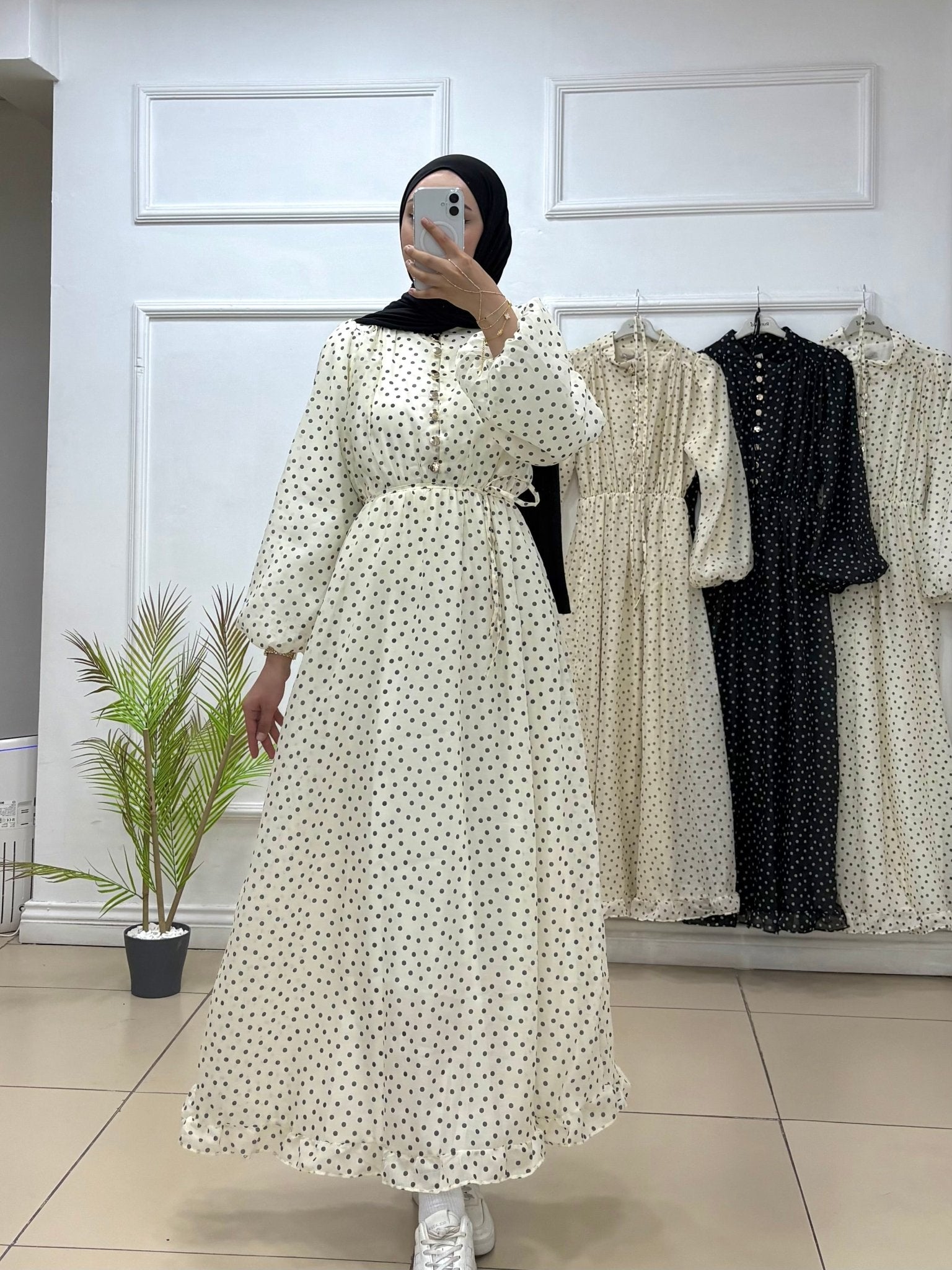 Puantiyeli Elbise 👗 - Cadde Butik